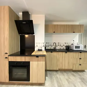  Appartement La Cle -climatisation - Parking Prive - Ideale - Professionnels - Familles - Amis