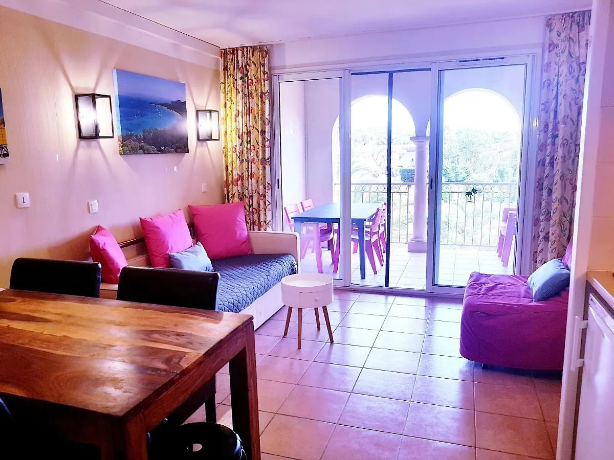 Appartement Les Ecrins de la Badine - hameaux à Hyères France