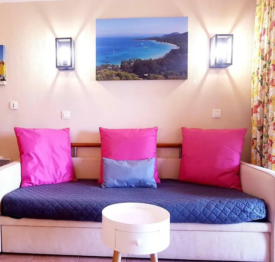 Appartement Les Ecrins de la Badine - hameaux à Hyères France